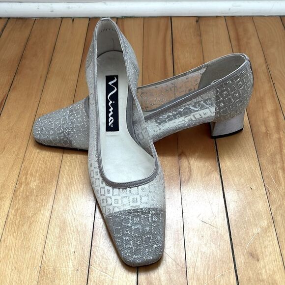 Vintage Nina Sheer with Silver Pumps - Picture 1 of 11